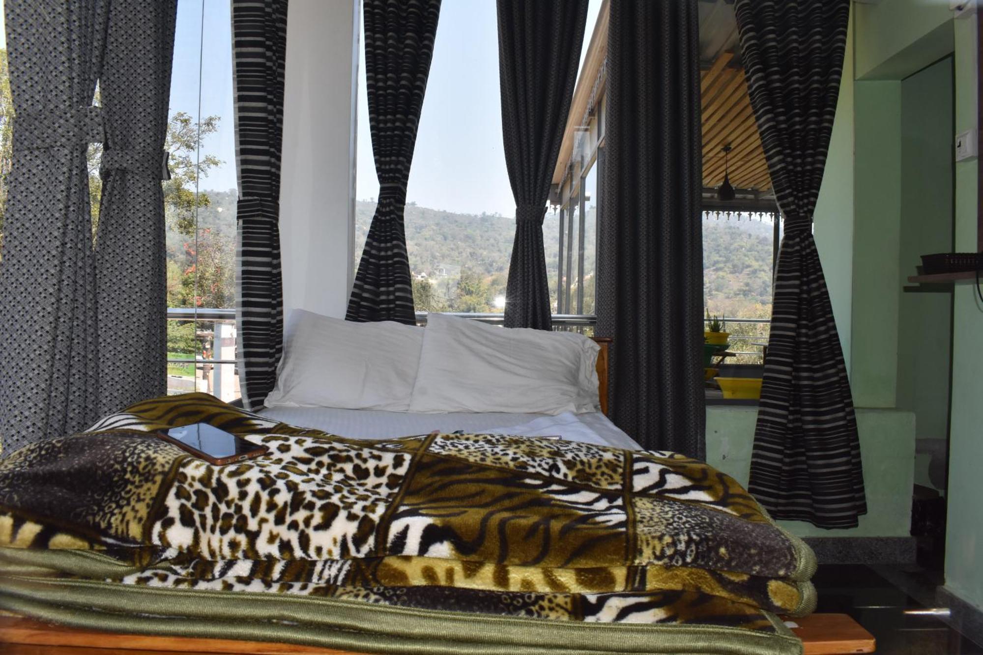 Yelagiri Goldhill Resort Екстериор снимка