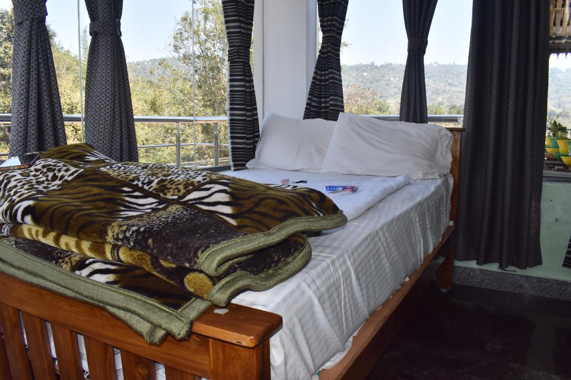 Yelagiri Goldhill Resort Екстериор снимка