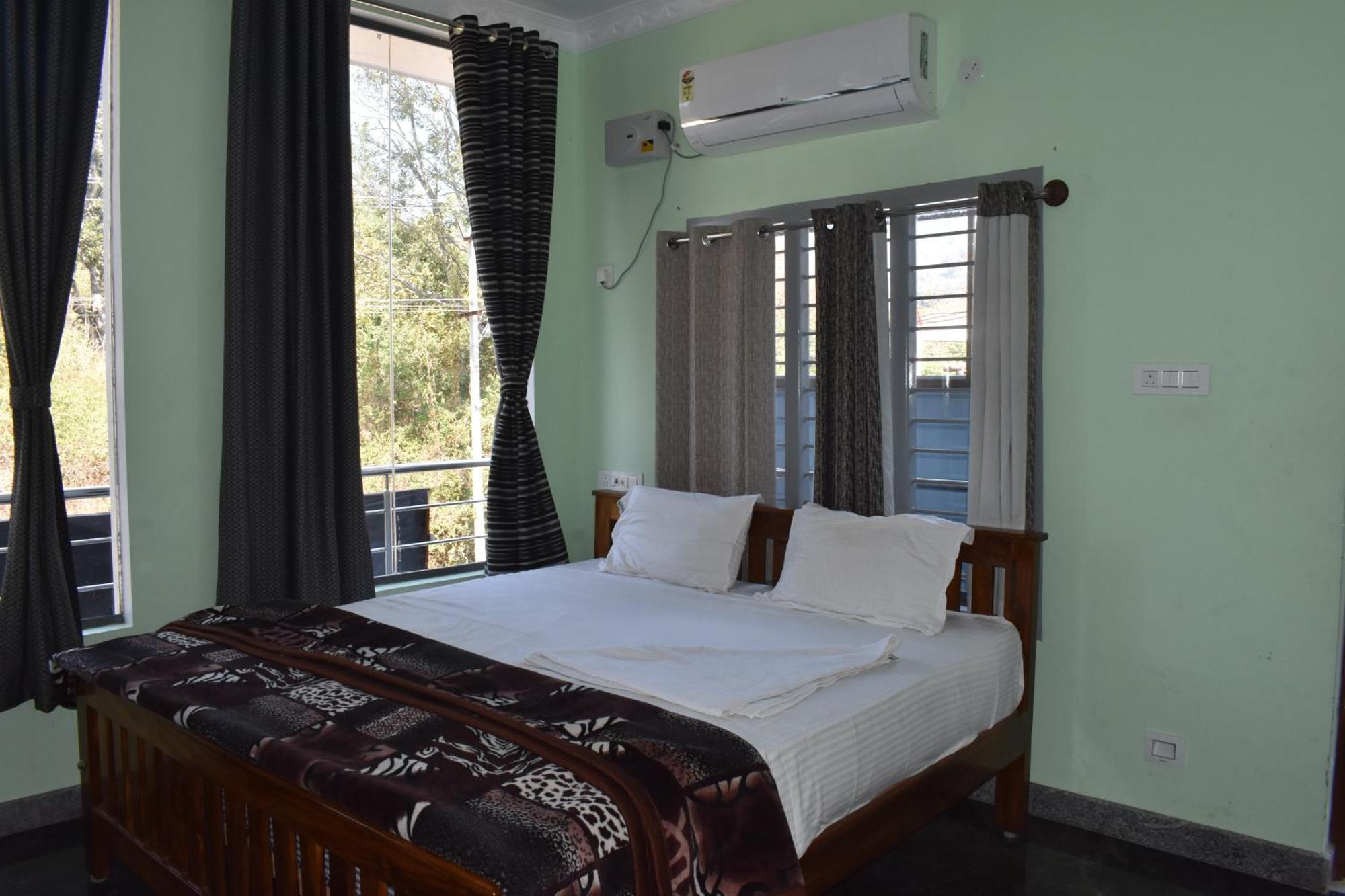 Yelagiri Goldhill Resort Екстериор снимка