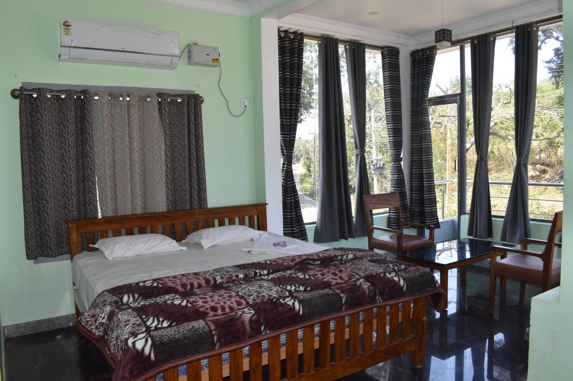 Yelagiri Goldhill Resort Екстериор снимка