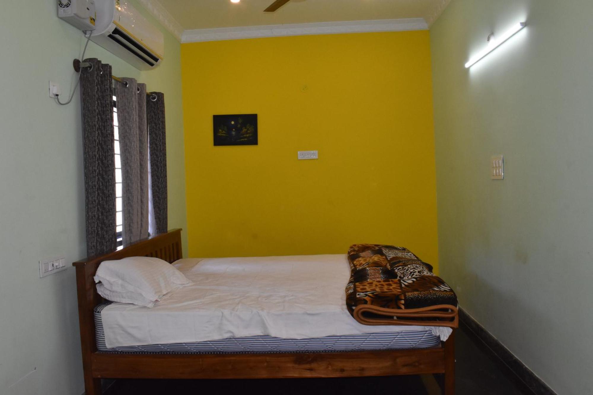 Yelagiri Goldhill Resort Екстериор снимка